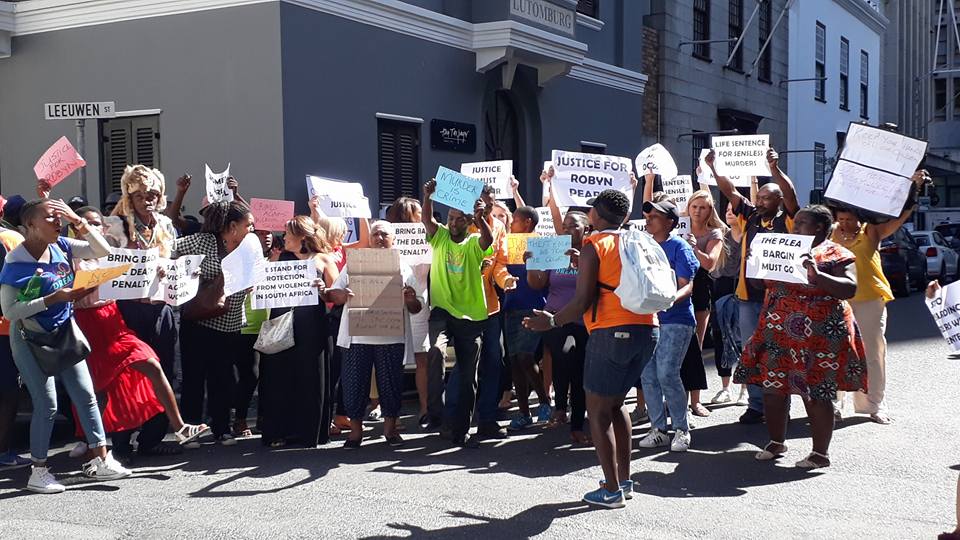 Plea bargain denied: Protest at Robyn Pearce plea trial