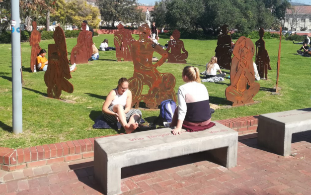 SU honours women on the Rooiplein