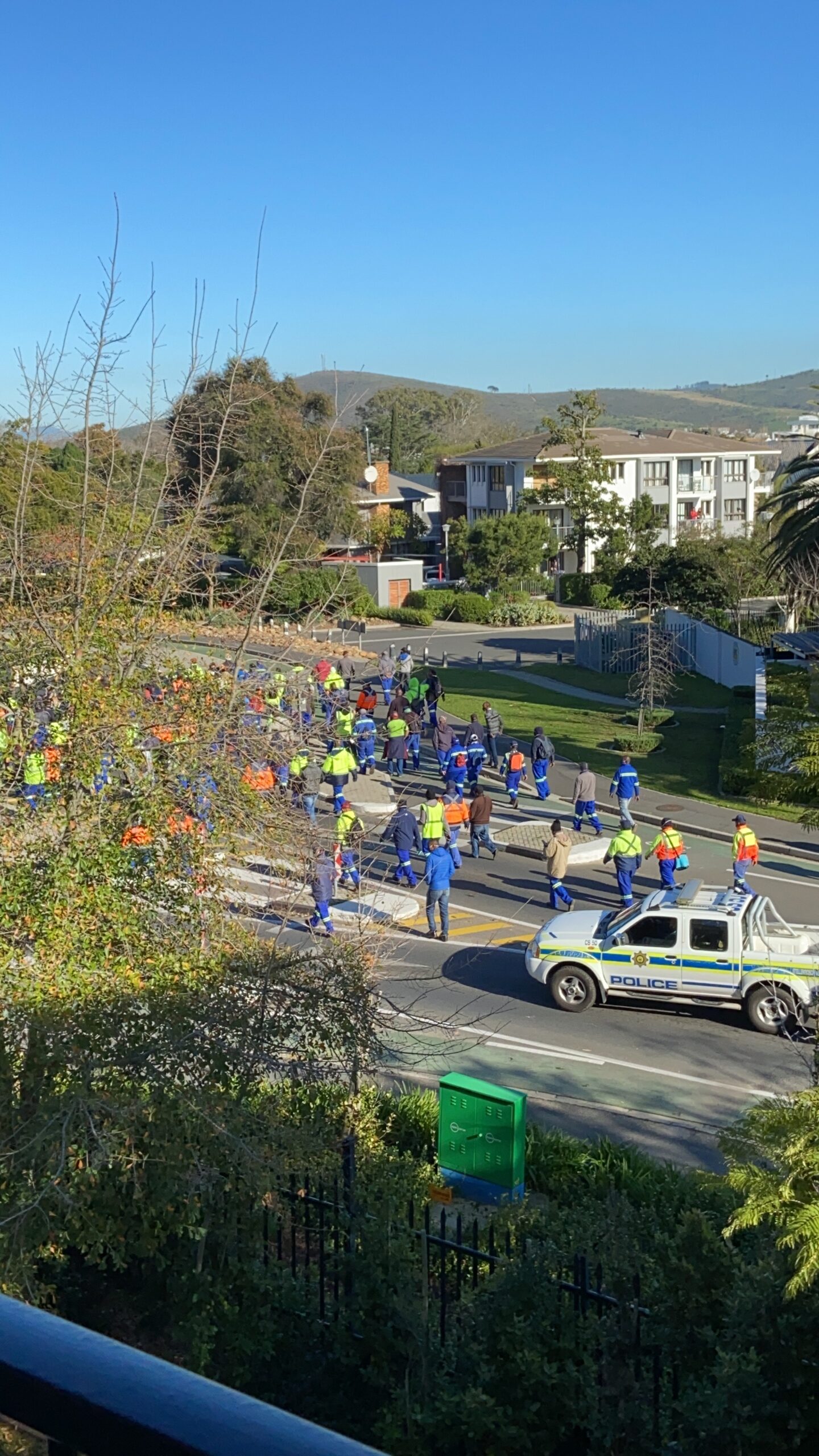 Municipality workers strike over no salary increase